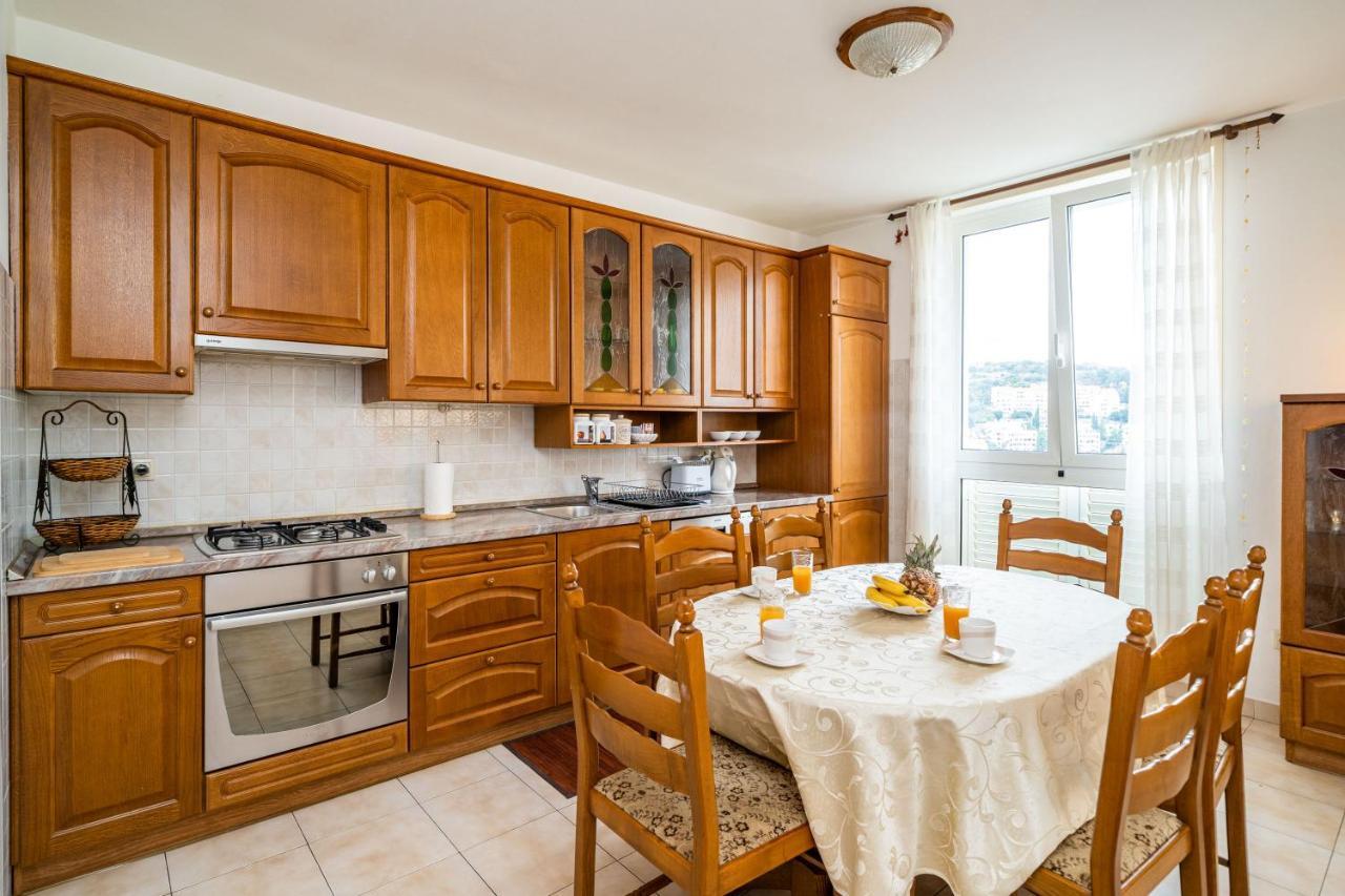 Spacious Three Bedroom Apartment Dubrovnik Kültér fotó